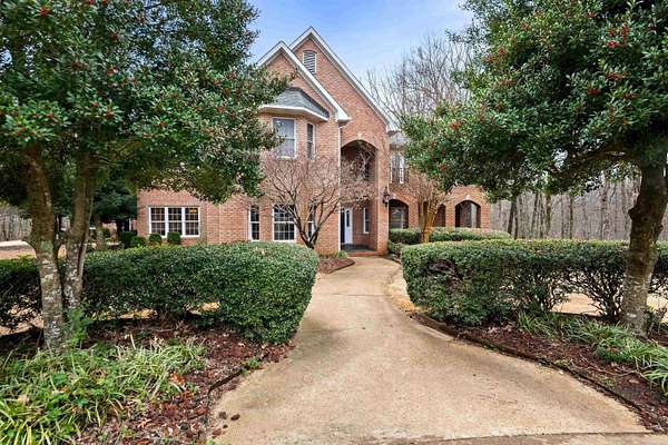 9.24 Acres of Residential Land with Home for Sale in Jonesboro, Arkansas