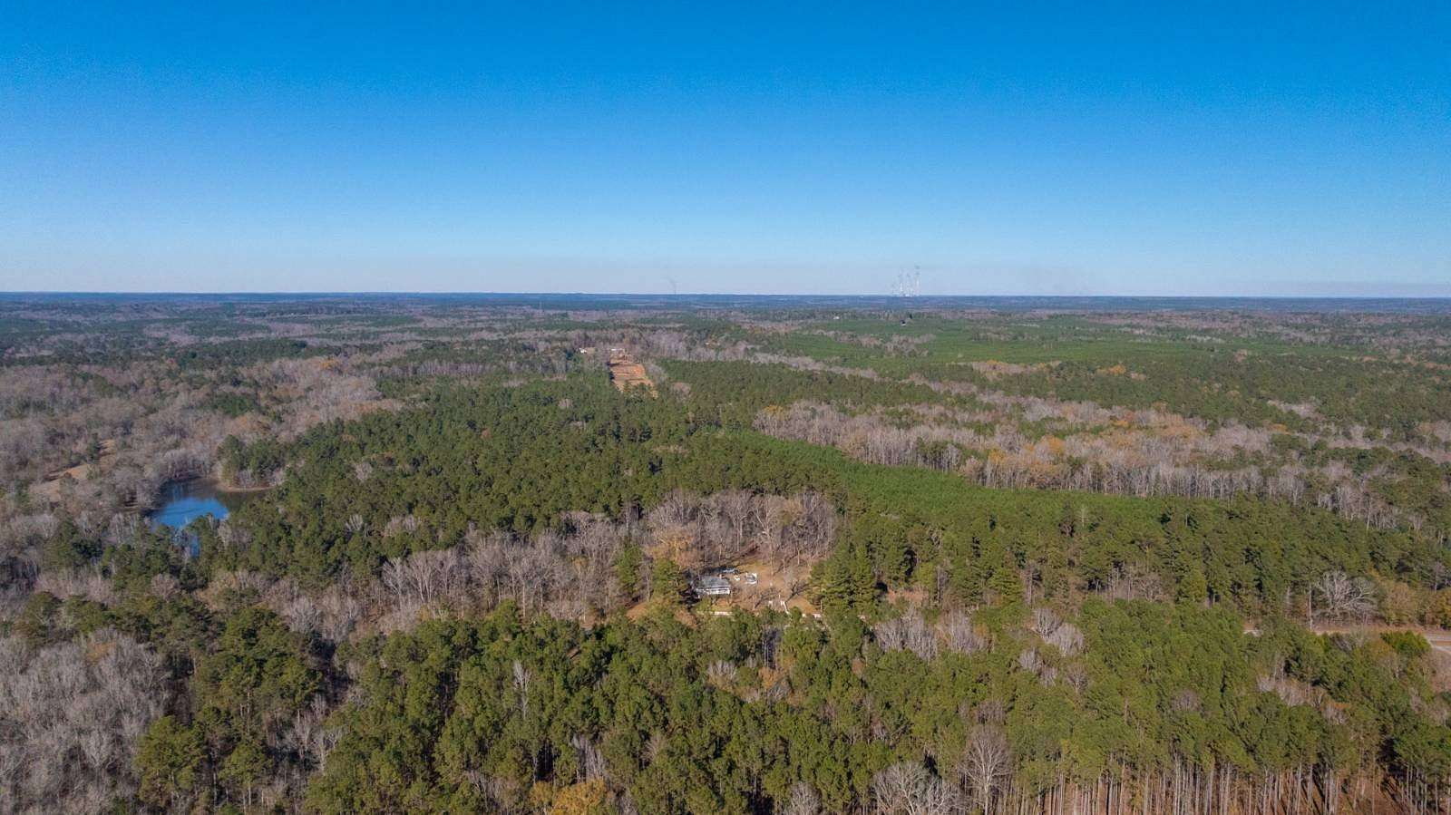 199 Acres of Recreational Land with Home for Sale in Musella, Georgia
