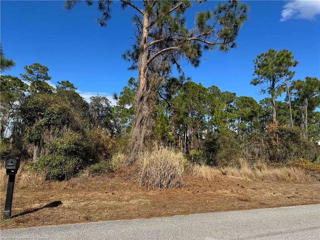 0.46 Acres of Residential Land for Sale in Lake Placid, Florida