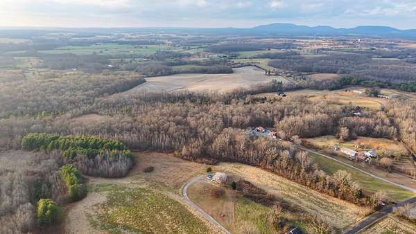 11 Acres of Land for Sale in McMinnville, Tennessee