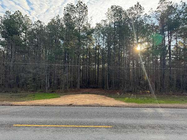7.9 Acres of Residential Land for Sale in Jonesville, Louisiana