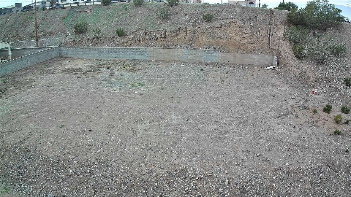 0.28 Acres of Mixed-Use Land for Sale in Bullhead City, Arizona