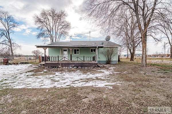 3 Acres of Residential Land with Home for Sale in Idaho Falls, Idaho