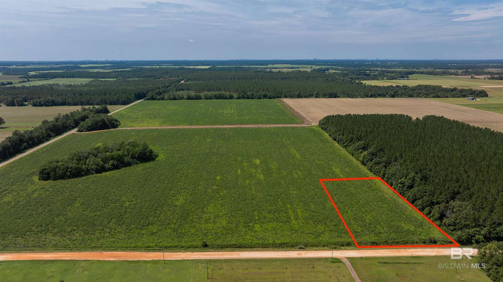 2 Acres of Residential Land for Sale in Elberta, Alabama