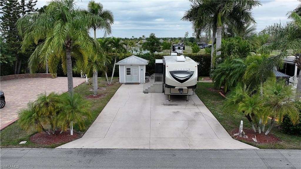 0.1 Acres of Land for Sale in Fort Myers, Florida