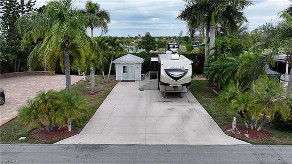 0.1 Acres of Land for Sale in Fort Myers, Florida