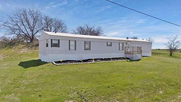 1.52 Acres of Residential Land with Home for Sale in New Fairview, Texas