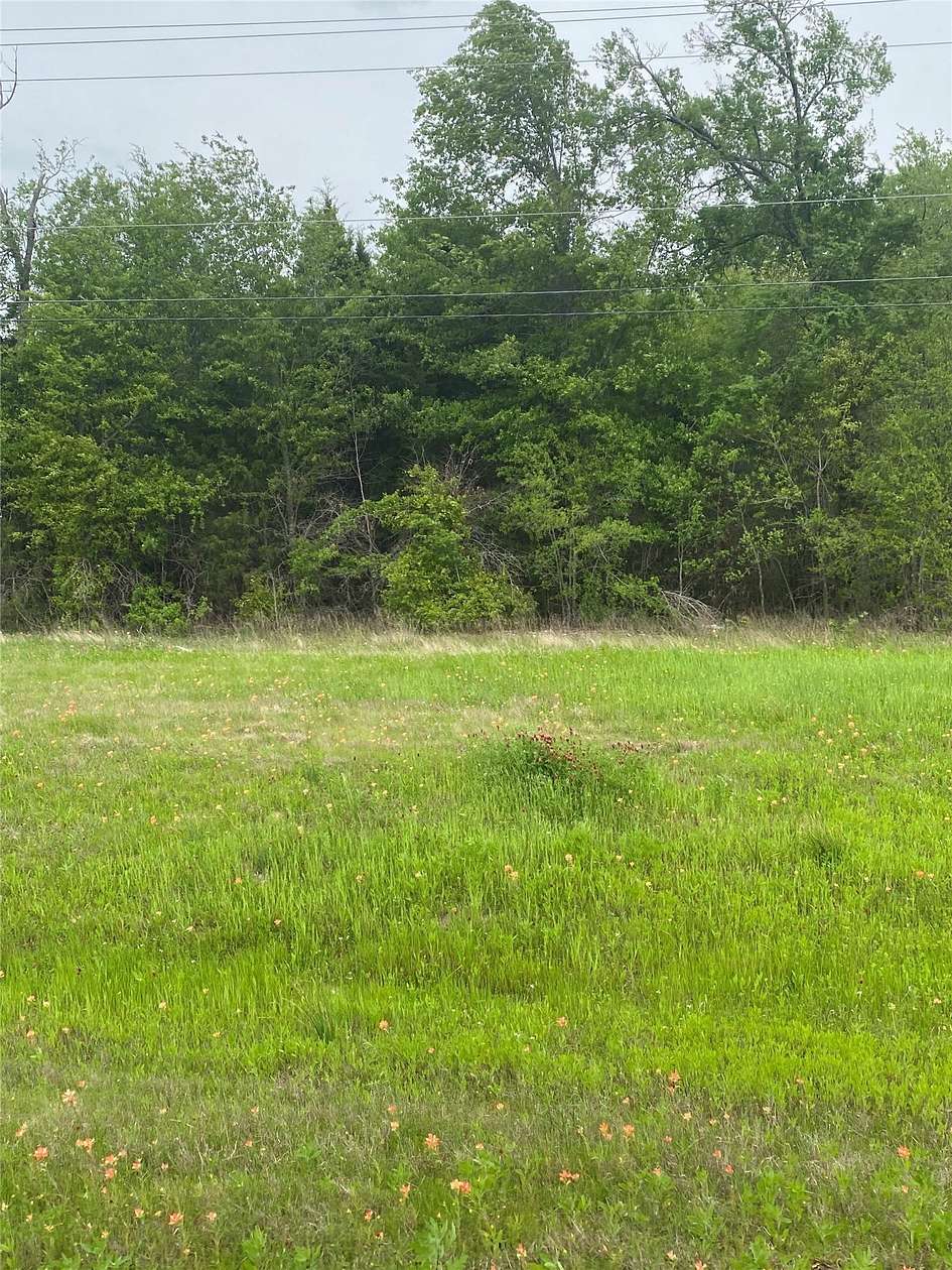 1.62 Acres of Mixed-Use Land for Sale in Athens, Texas