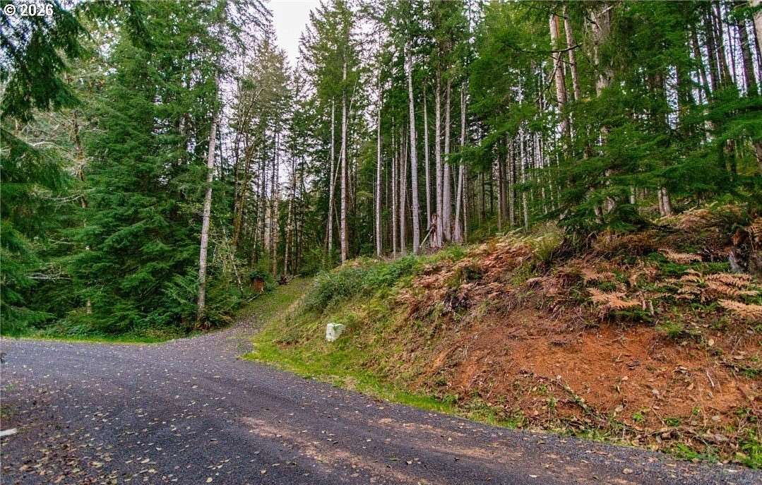 2 Acres of Residential Land for Sale in Longview, Washington