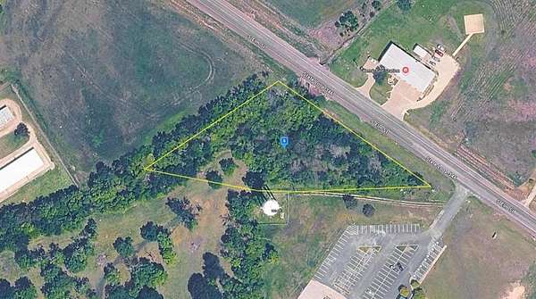 1.6 Acres of Land for Sale in Kemp, Texas