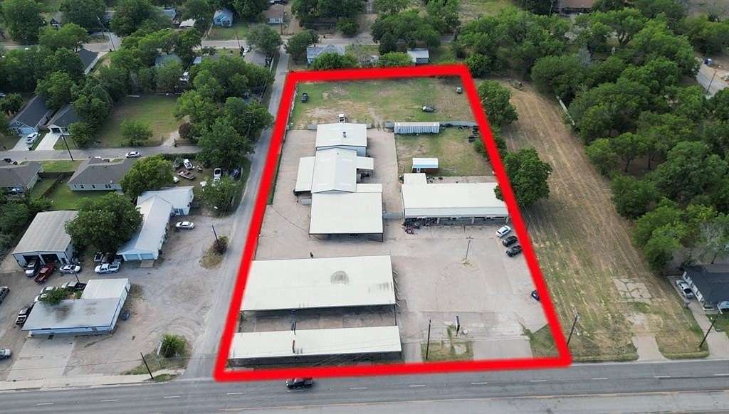 2.21 Acres of Commercial Land for Lease in Cleburne, Texas