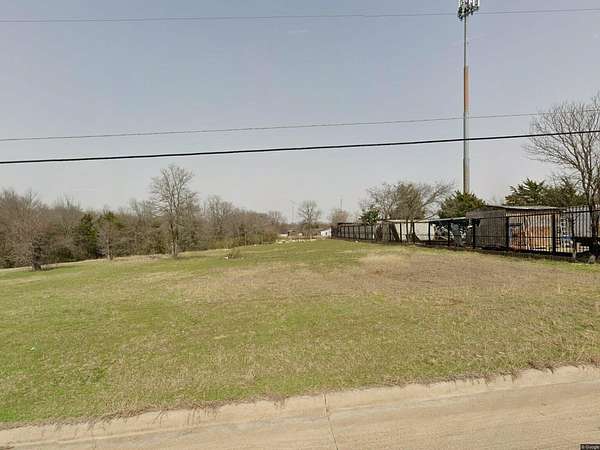 0.33 Acres of Commercial Land for Sale in DeSoto, Texas