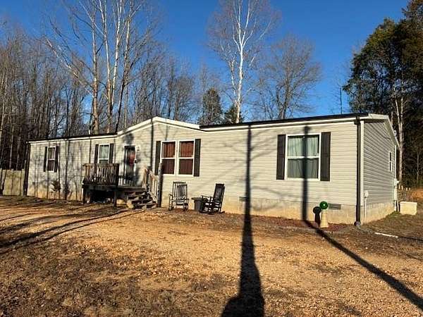 2.4 Acres of Residential Land with Home for Sale in Paris, Tennessee