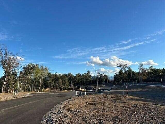 0.22 Acres of Residential Land for Sale in Medford, Oregon