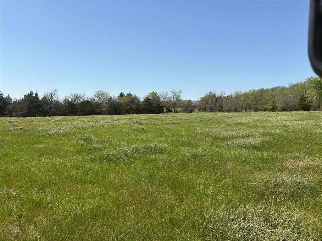 84 Acres of Recreational & Residential Land for Sale in Sulphur Springs, Texas