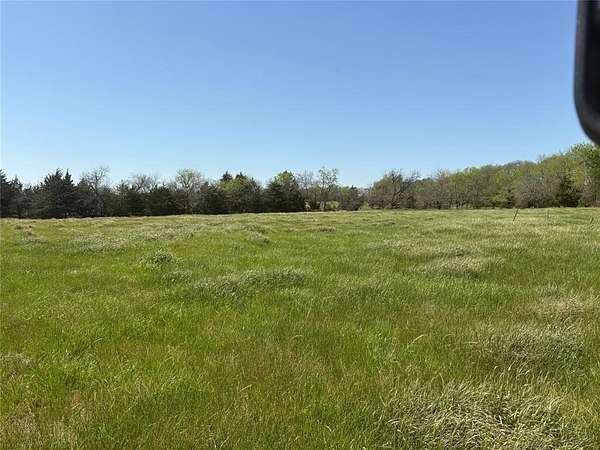 84 Acres of Recreational & Residential Land for Sale in Sulphur Springs, Texas