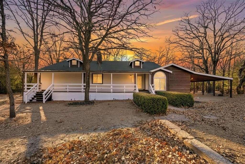 1.84 Acres of Residential Land with Home for Sale in Terrell, Texas