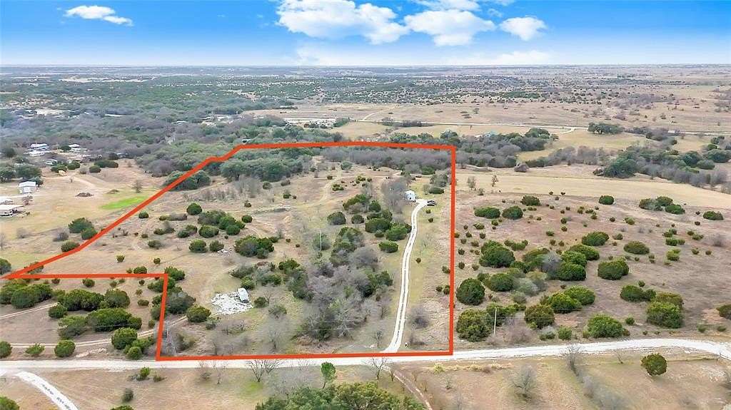 20 Acres of Land with Home for Sale in Clifton, Texas