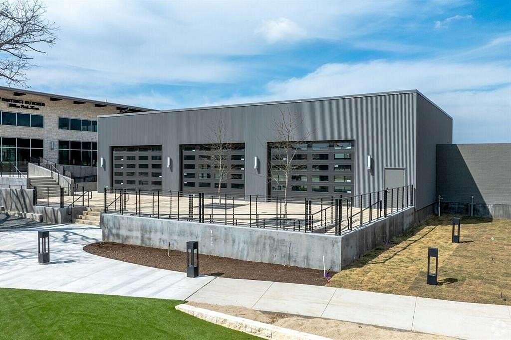 2.7 Acres of Commercial Land for Lease in Willow Park, Texas