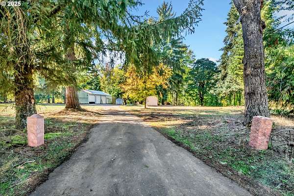 5.33 Acres of Residential Land for Sale in Veneta, Oregon