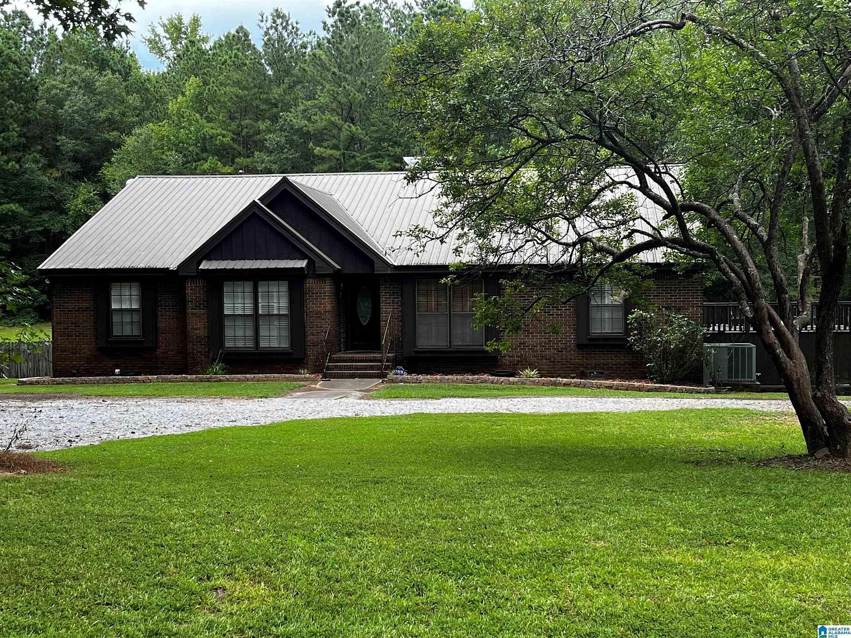 2 Acres of Residential Land with Home for Sale in Centreville, Alabama