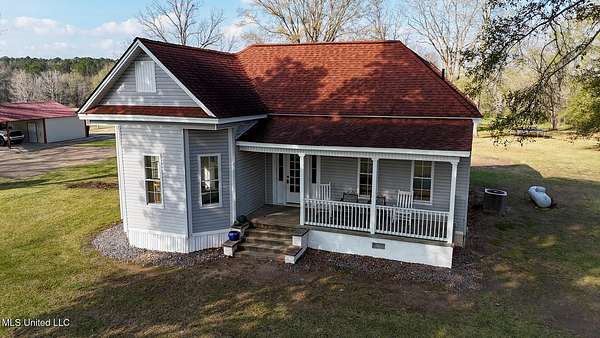 2.2 Acres of Residential Land with Home for Sale in Summit, Mississippi