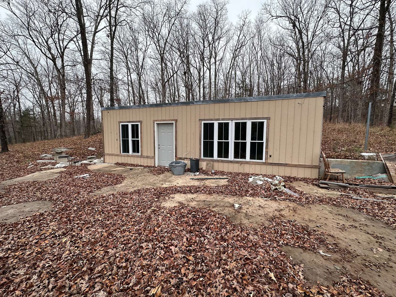 3 Acres of Land with Home for Sale in Batesville, Arkansas