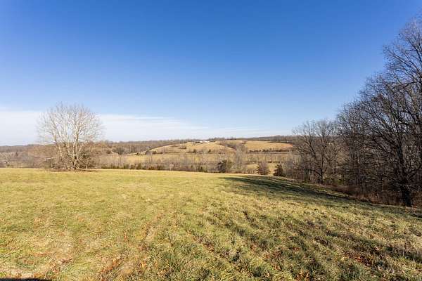 613 Acres of Improved Agricultural Land for Sale in Grovespring, Missouri