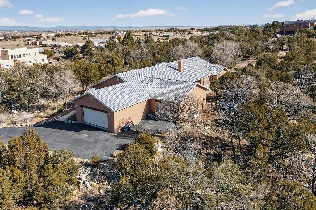 2 Acres of Land with Home for Sale in Edgewood, New Mexico