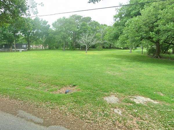 0.25 Acres of Land for Sale in Bay City, Texas