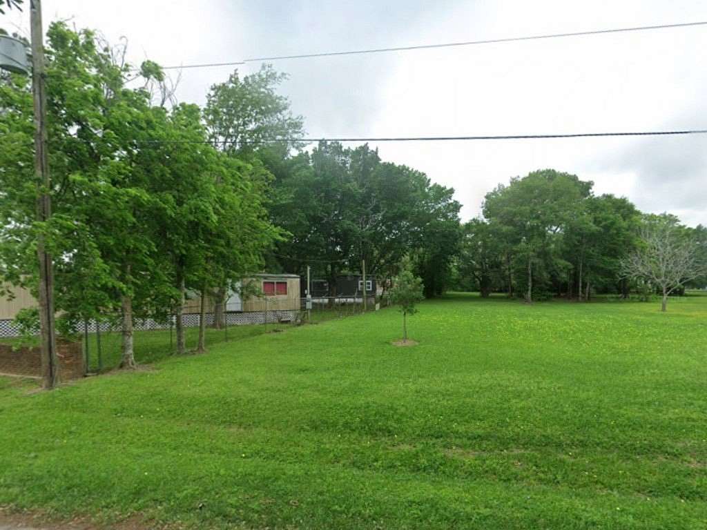 0.25 Acres of Land for Sale in Bay City, Texas