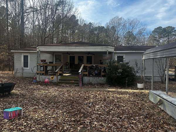 5.23 Acres of Land with Home for Sale in Pine Bluff, Arkansas