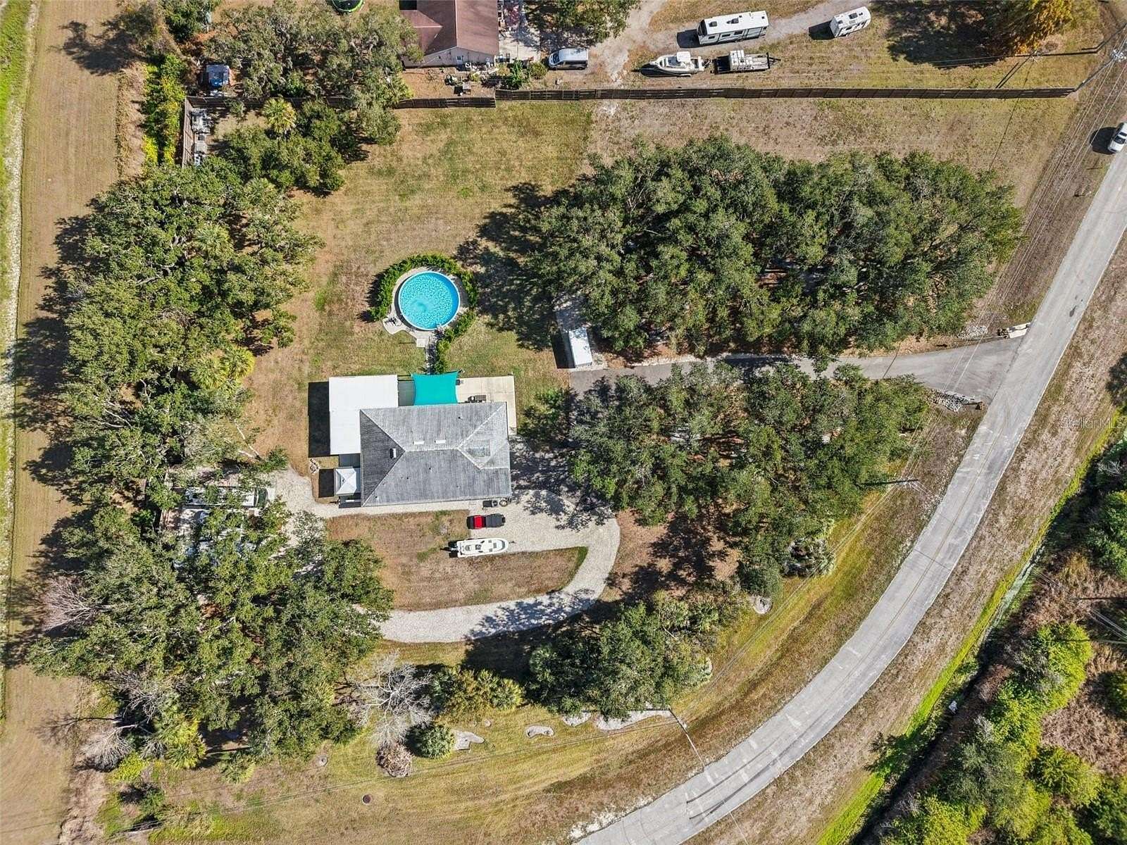 2.2 Acres of Residential Land with Home for Sale in Palmetto, Florida