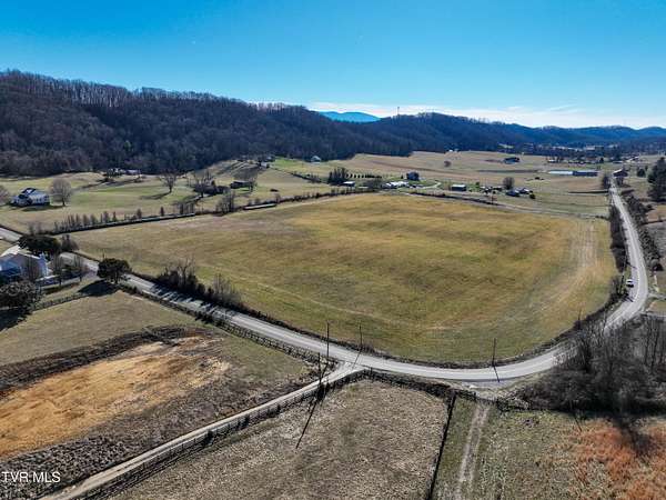 16.5 Acres of Land for Sale in Bristol, Virginia
