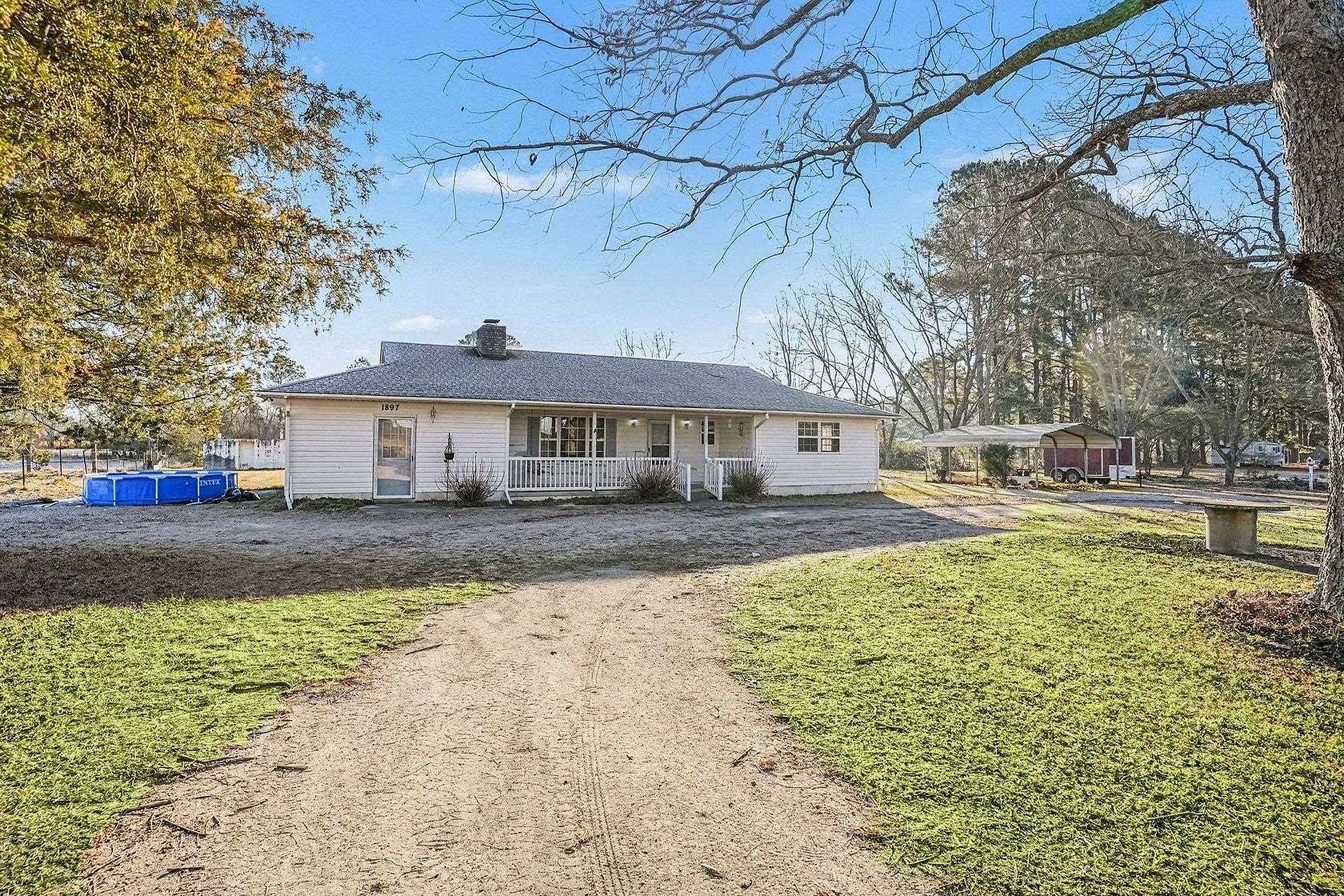 4.47 Acres of Residential Land with Home for Sale in Loris, South Carolina