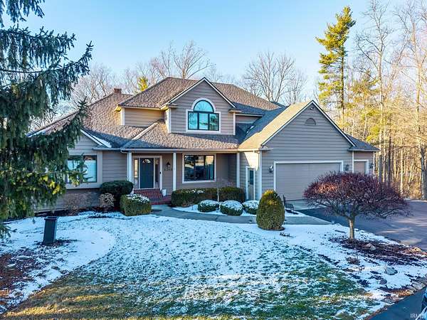 1.62 Acres of Residential Land with Home for Sale in Fort Wayne, Indiana