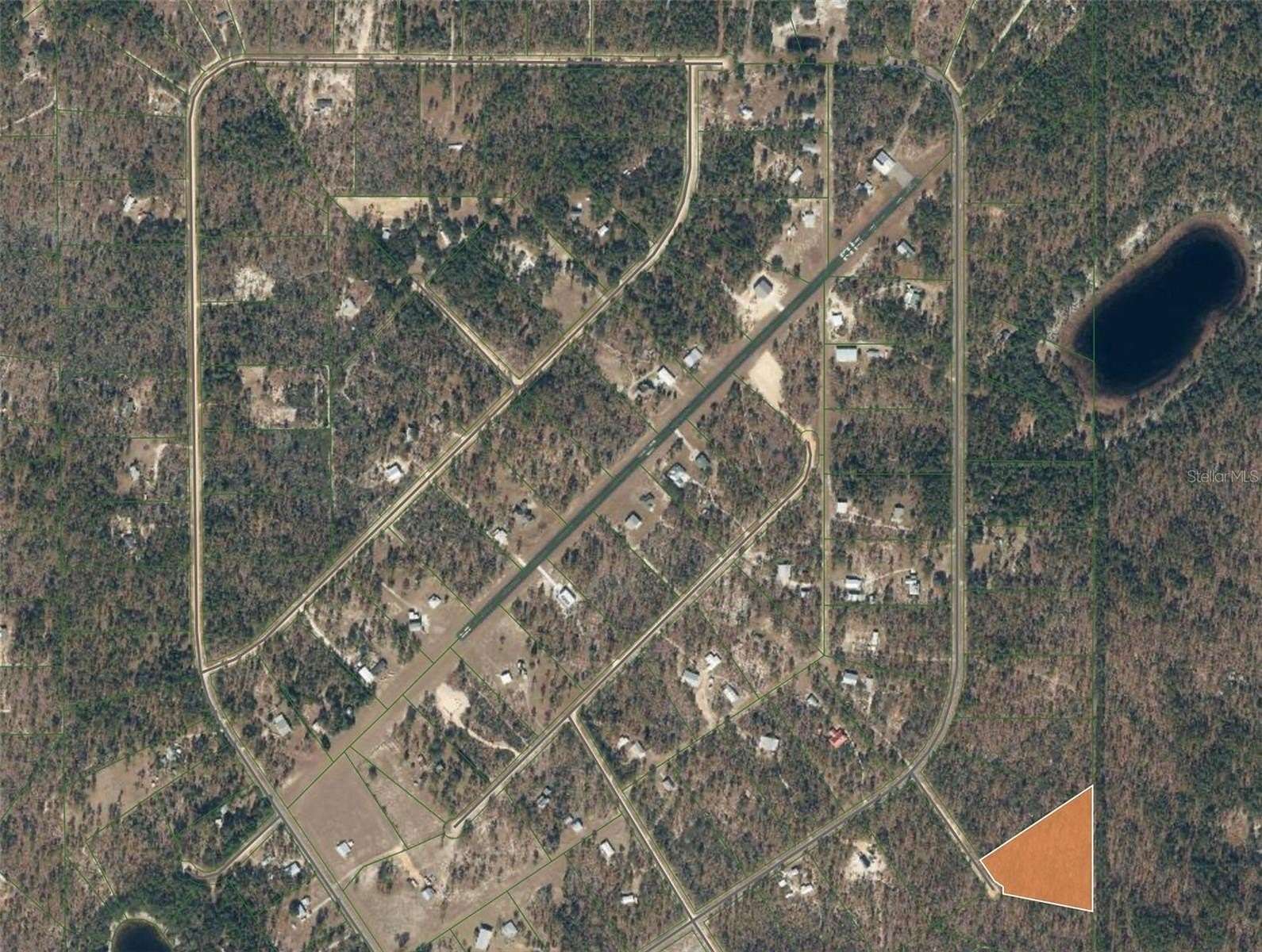 5 Acres of Residential Land for Sale in Hawthorne, Florida