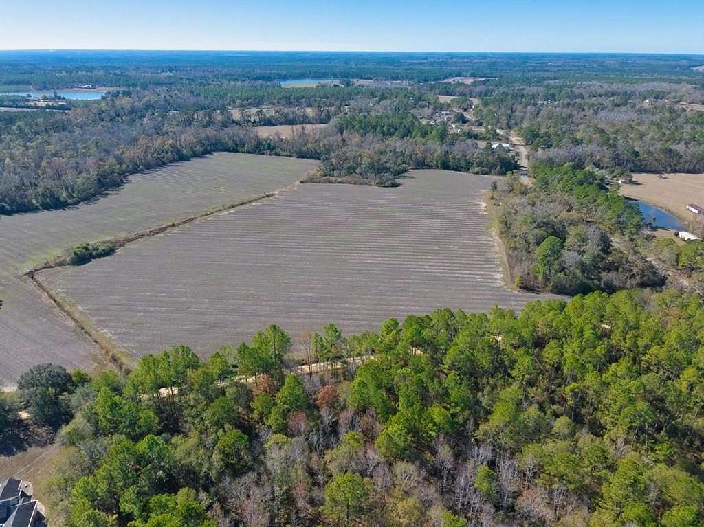 5.7 Acres of Residential Land for Sale in Hahira, Georgia