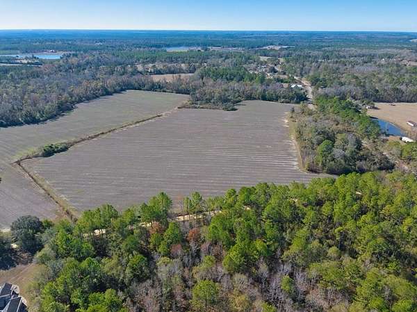 5.7 Acres of Residential Land for Sale in Hahira, Georgia