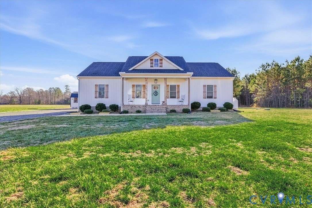 3 Acres of Residential Land with Home for Sale in Petersburg, Virginia