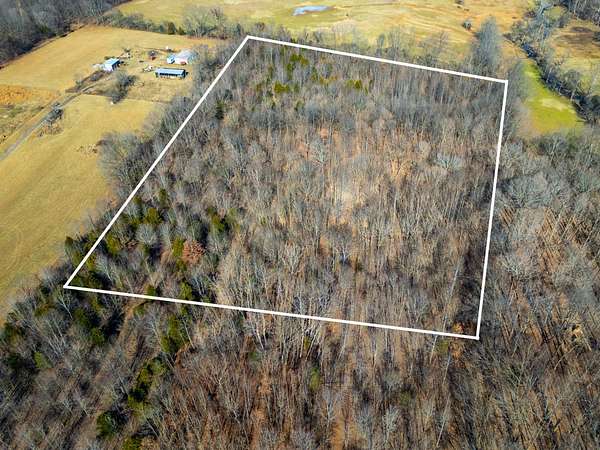 11 Acres of Land for Sale in White House, Tennessee