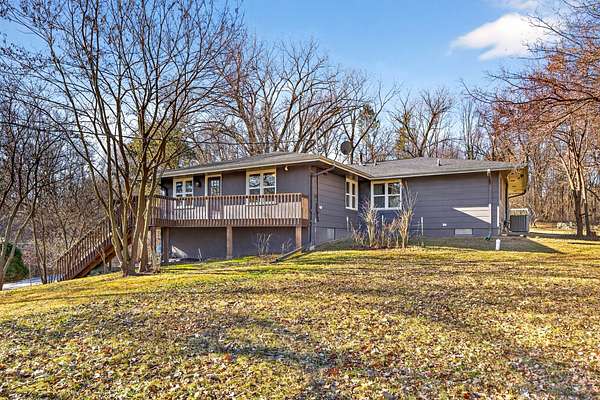 2.63 Acres of Residential Land with Home for Sale in Des Moines, Iowa