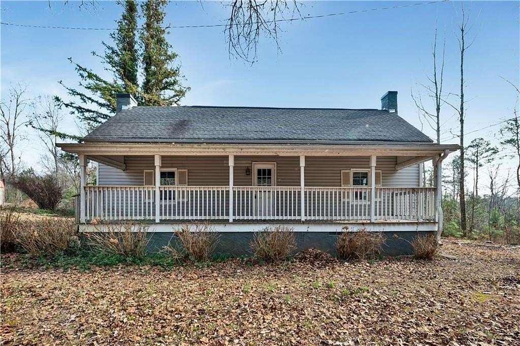 2.86 Acres of Residential Land with Home for Sale in Dallas, Georgia