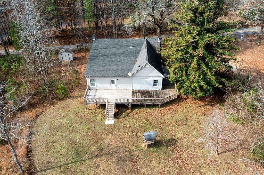 2.86 Acres of Land with Home for Sale in Dallas, Georgia