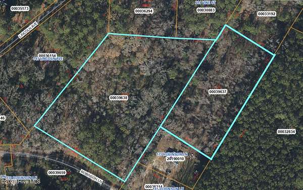 5.25 Acres of Residential Land for Sale in Vass, North Carolina