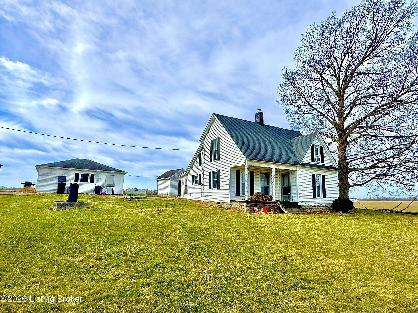 227 Acres of Land with Home for Sale in Waddy, Kentucky