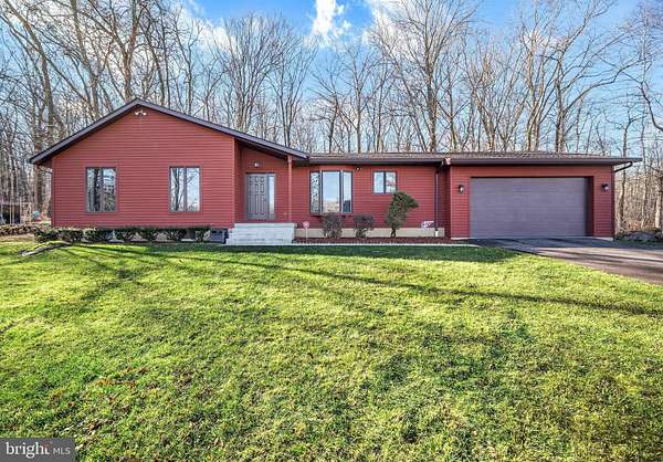 1.52 Acres of Residential Land with Home for Sale in Sellersville, Pennsylvania