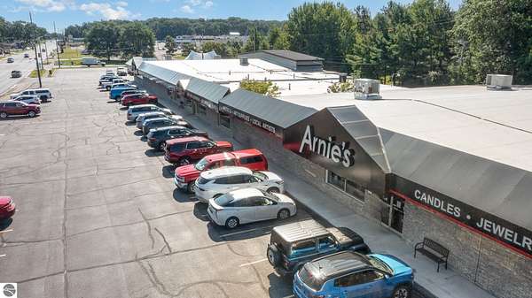 2.29 Acres of Improved Commercial Land for Lease in Houghton Lake, Michigan