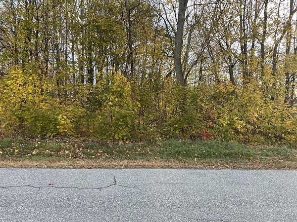 0.2 Acres of Residential Land for Sale in Pittsfield, Maine