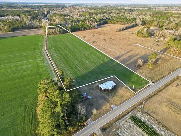 8 Acres of Residential Land for Sale in Loris, South Carolina